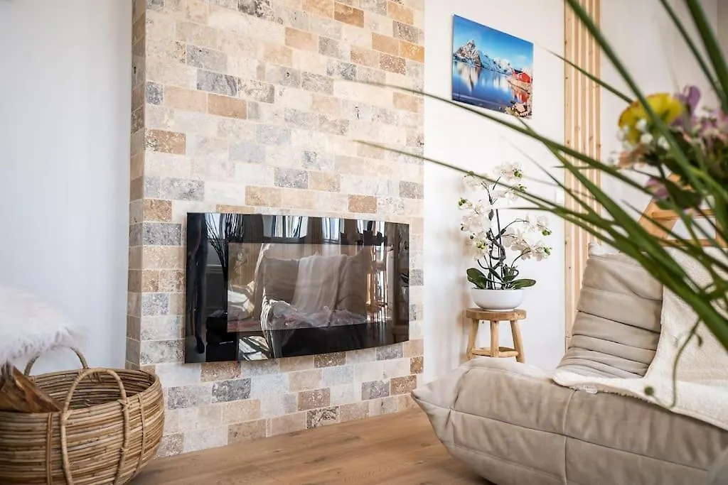 Ferienwohnung Appt Ambiance Chalet 2Ch Piscine Lagon Tarbes 0*,  Frankreich