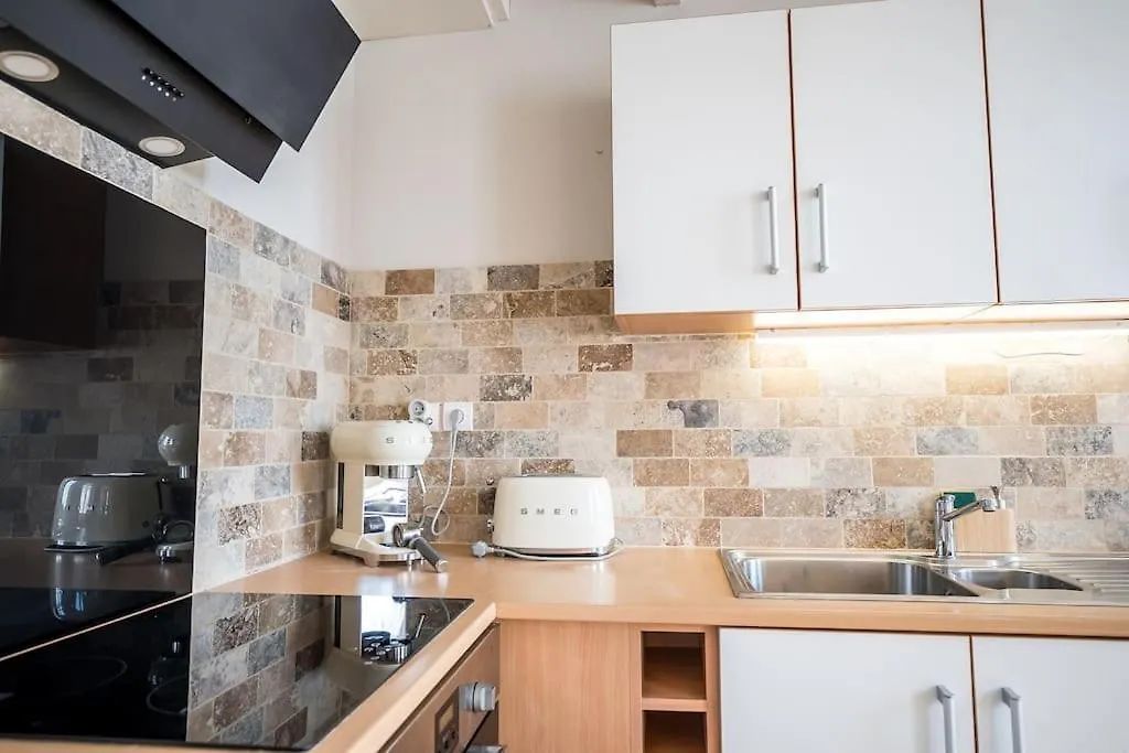 Ferienwohnung Appt Ambiance Chalet 2Ch Piscine Lagon Tarbes Apartment